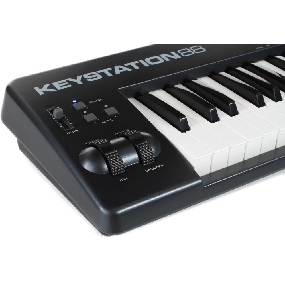MIDIキーボード M-AUDIO KEYSTATION 88 ジャンク M-Audio Keystation 88 MK3 88 - Key Semi-Weighted USB/Midi