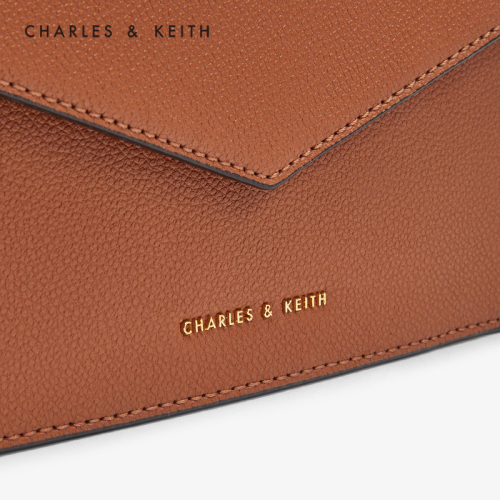 กระเป๋าสีดำ Charles Keith Stone Embellished Buckle Shoulder Bag CK2207811772 กระเป๋า กระเป๋า